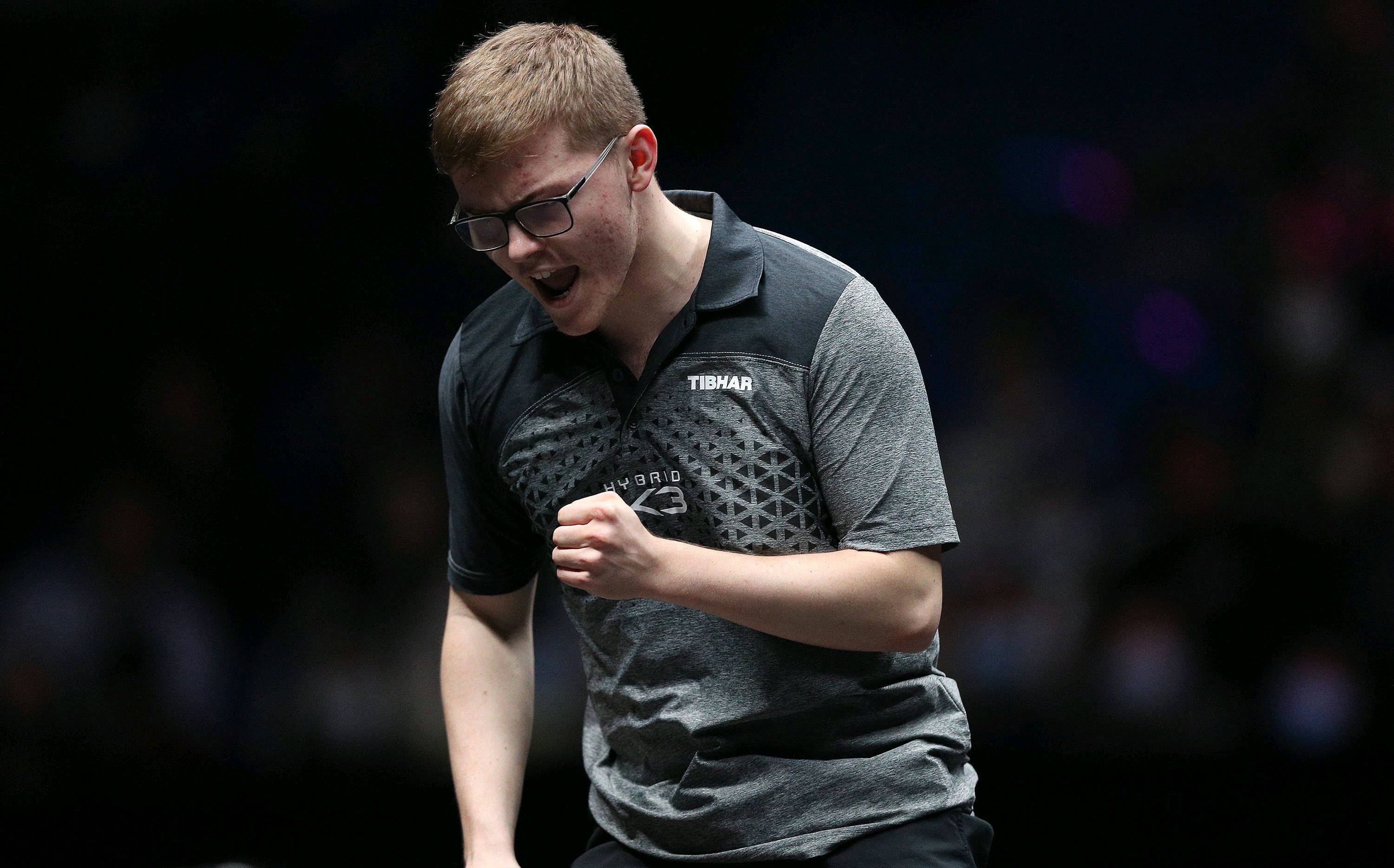 包含奥地利乒乓球队逆转英国乒乓球队，许昕关键制胜的词条