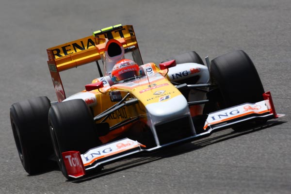 威廉姆斯鏖战哈斯车队，阿隆索统治全场