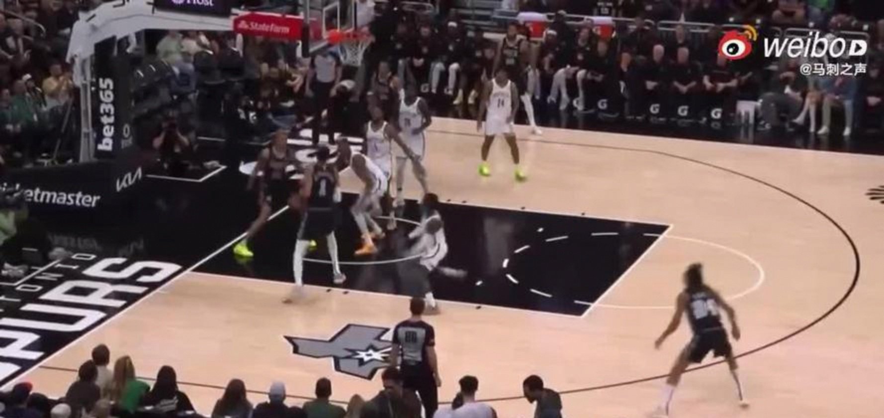 篮网翻盘马刺，西亚卡姆高光表现